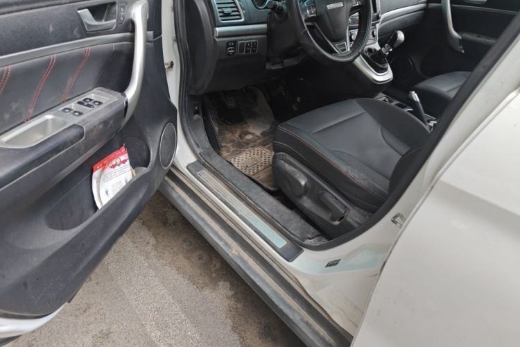 Used Haval M6 2017 1.5T Manual Two-Wheel Drive Elite Model Driver Seat