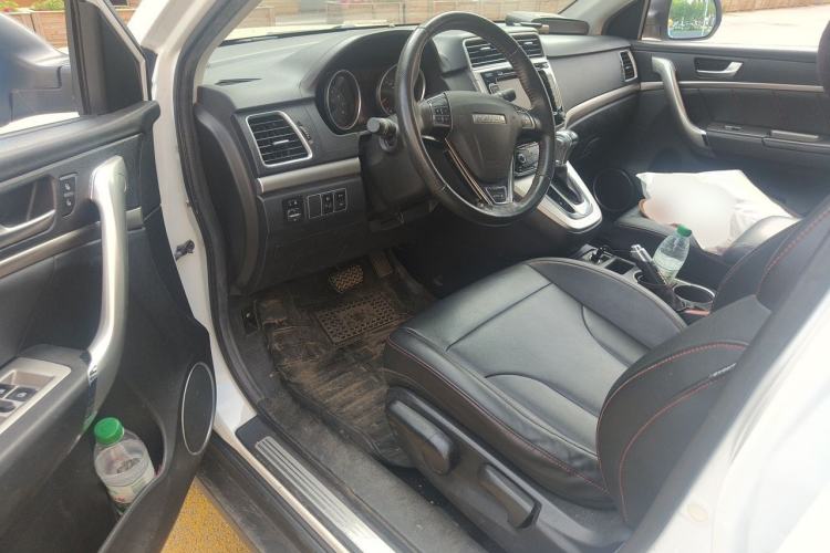 Used Haval M6 2017 1.5T Automatic Two-Wheel Drive Elite Model Driver Seat