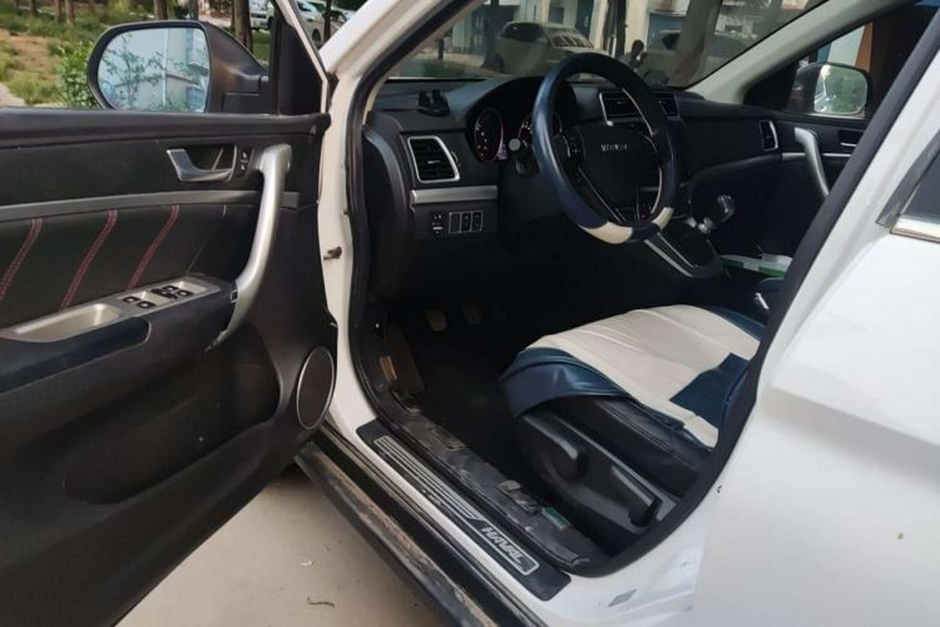 Used Haval M6 2017 1.5T Manual Two-Wheel Drive Elite Model Driver Seat