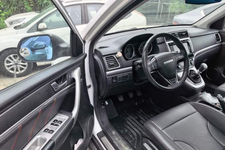 Used Haval M6 2017 1.5T Manual Two-Wheel Drive Elite Model Driver Seat