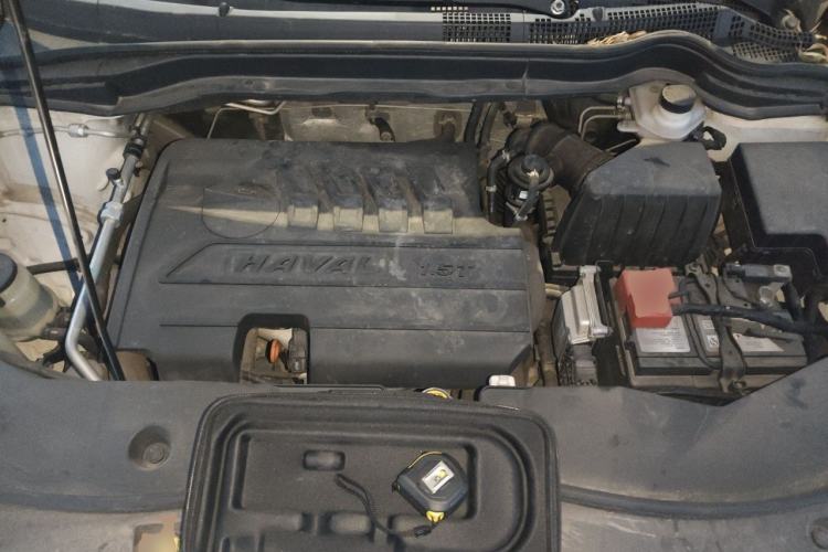Used Haval M6 2017 1.5T Automatic Two-Wheel Drive Elite Model Engine Bay