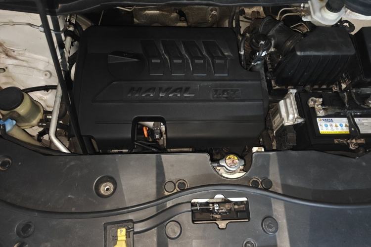 Used Haval M6 2017 1.5T Automatic Two-Wheel Drive Elite Model Engine Bay