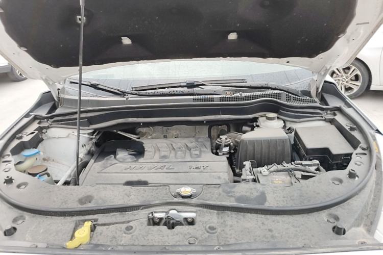 Used Haval M6 2017 1.5T Manual Two-Wheel Drive Elite Model Engine Bay