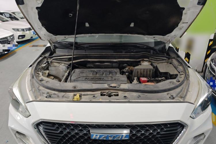 Used Haval M6 2017 1.5T Automatic Two-Wheel Drive Prestige Model Engine Bay