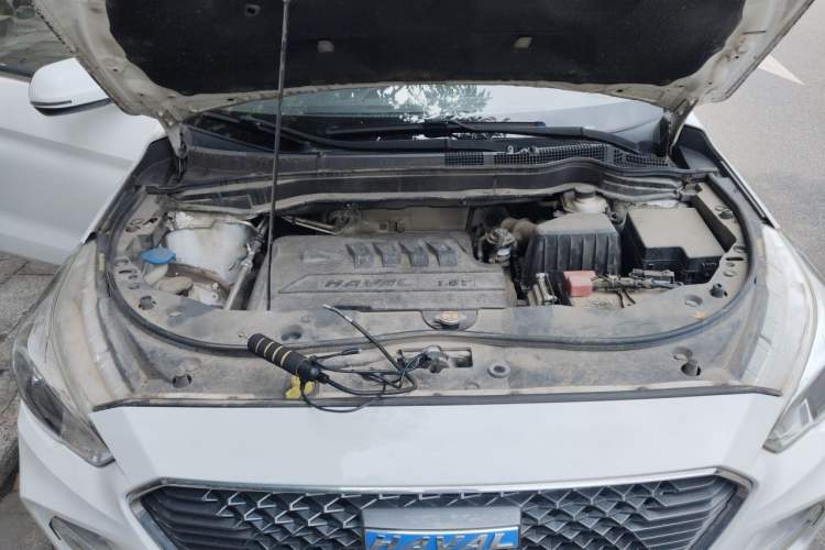 Used Haval M6 2017 1.5T Automatic Two-Wheel Drive Prestige Model Engine Bay