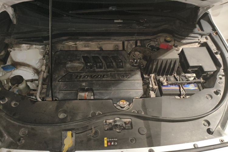 Used Haval M6 2017 1.5T Manual Two-Wheel Drive Elite Model Engine Bay