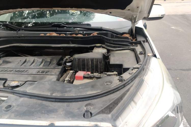 Used Haval M6 2017 1.5T Automatic Two-Wheel Drive Elite Model Engine Bay Left