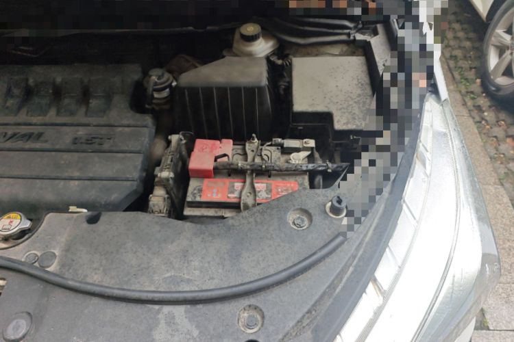 Used Haval M6 2017 1.5T Manual Two-Wheel Drive Elite Model Engine Bay Left