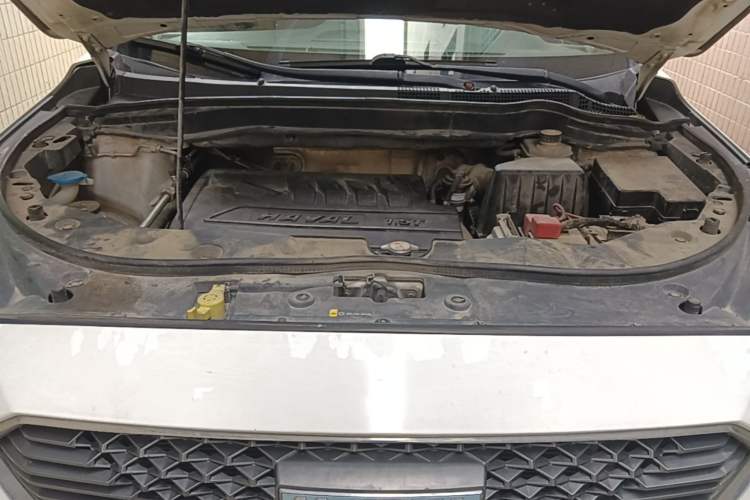 Used Haval M6 2017 1.5T Automatic Two-Wheel Drive Elite Model Engine Bay