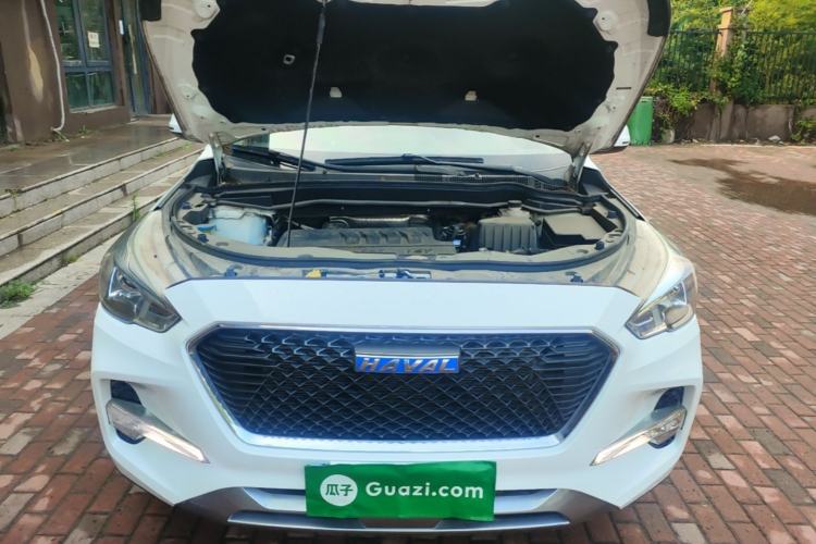 Used Haval M6 2017 1.5T Automatic Two-Wheel Drive Elite Model Engine Bay