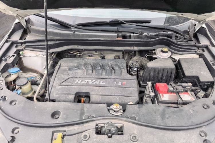 Used Haval M6 2017 1.5T Manual Two-Wheel Drive Elite Model Engine Bay