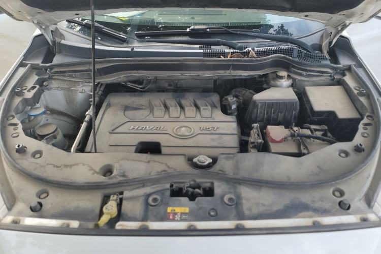 Used Haval M6 2017 1.5T Manual Two-Wheel Drive Elite Model Engine Bay