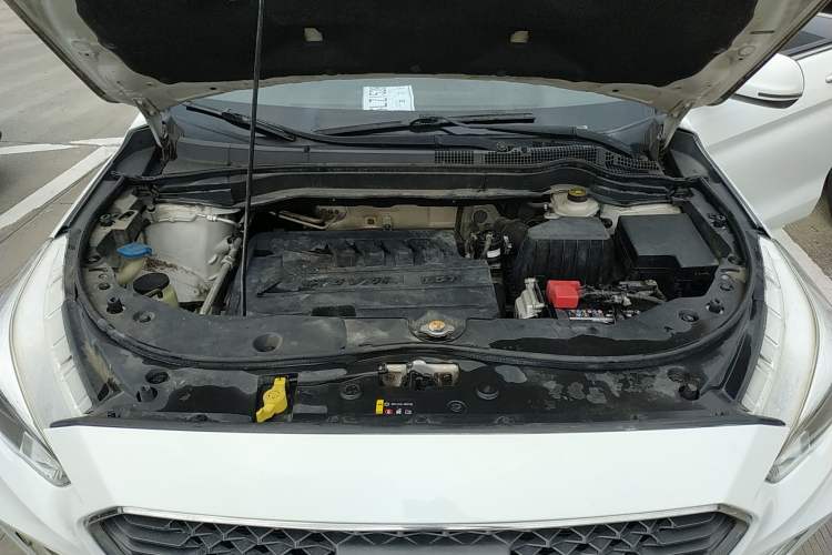Used Haval M6 2017 1.5T Automatic Two-Wheel Drive Elite Model Engine Bay