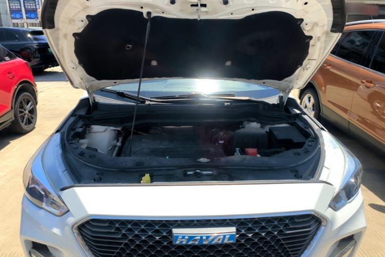 Used Haval M6 2017 1.5T Automatic Two-Wheel Drive Elite Model Engine Bay