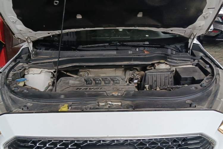 Used Haval M6 2017 1.5T Automatic Two-Wheel Drive Elite Model Engine Bay