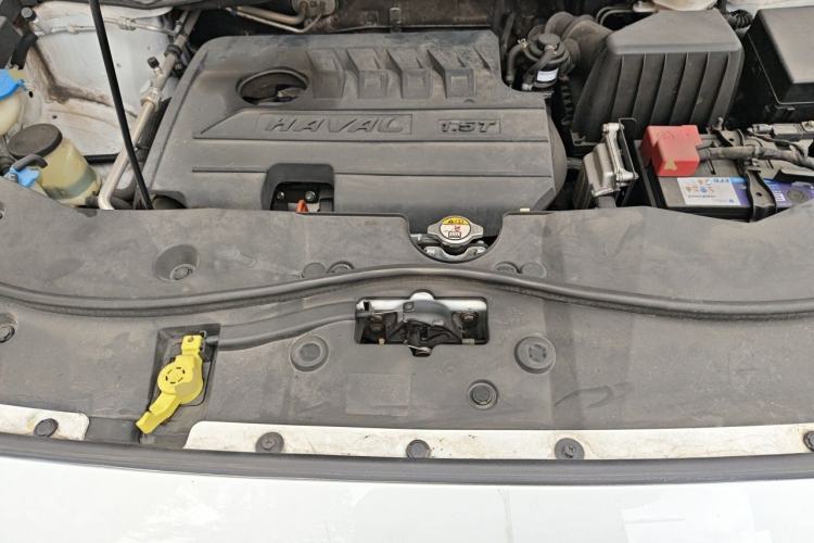 Used Haval M6 2017 1.5T Automatic Two-Wheel Drive Prestige Model Engine Bay