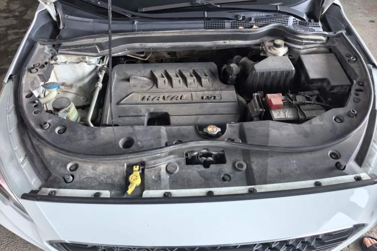 Used Haval M6 2017 1.5T Automatic Two-Wheel Drive Elite Model Engine Bay
