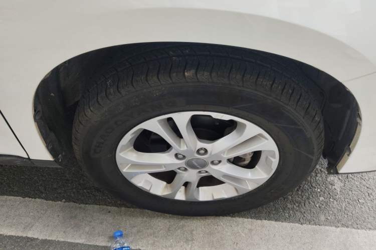 Used Haval M6 2017 1.5T Automatic Two-Wheel Drive Prestige Model Exterior 1