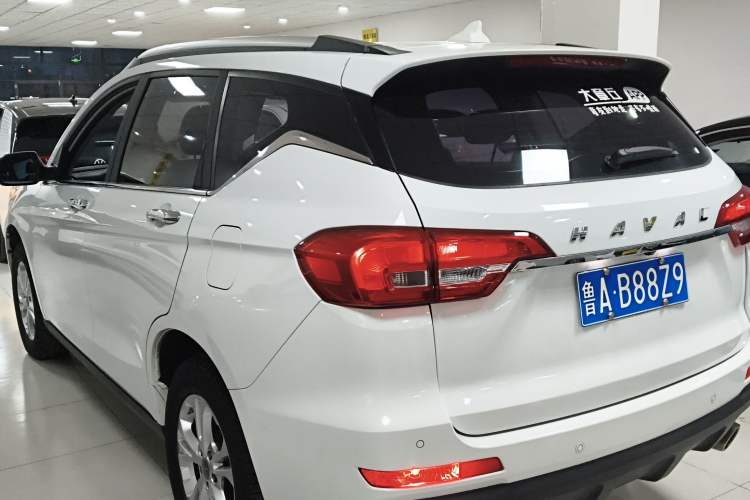 Used Haval M6 2017 1.5T Manual Two-Wheel Drive Elite Model Exterior 2