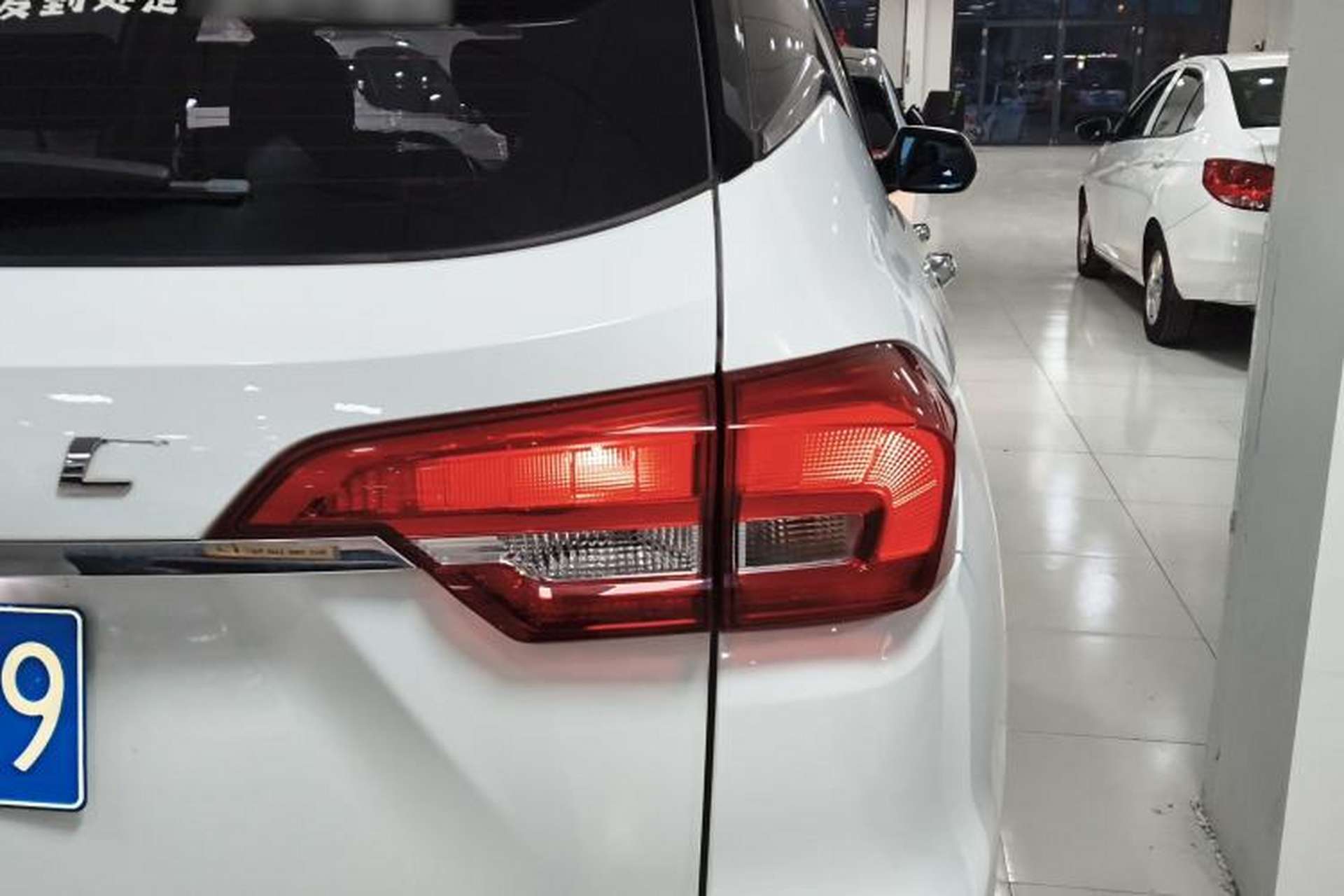 Used Haval M6 2017 1.5T Manual Two-Wheel Drive Elite Model Exterior 3