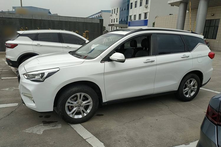 Used Haval M6 2017 1.5T Automatic Two-Wheel Drive Elite Model Exterior 3