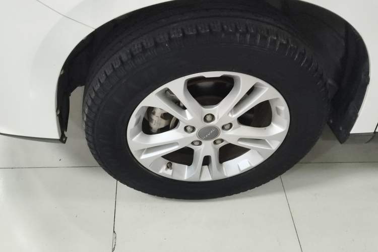 Used Haval M6 2017 1.5T Manual Two-Wheel Drive Elite Model Exterior 4
