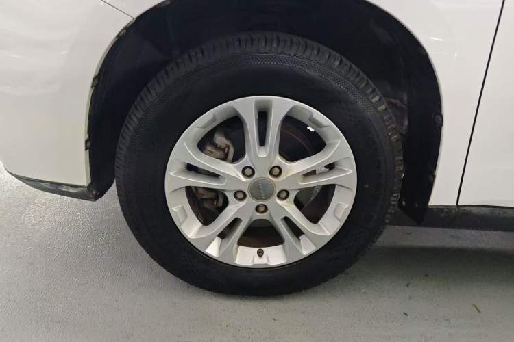 Used Haval M6 2017 1.5T Automatic Two-Wheel Drive Prestige Model Exterior 4