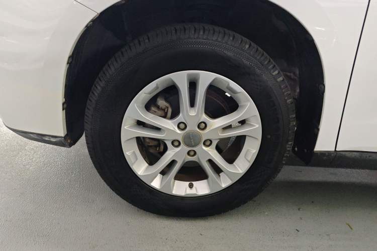 Used Haval M6 2017 1.5T Automatic Two-Wheel Drive Prestige Model Exterior 4