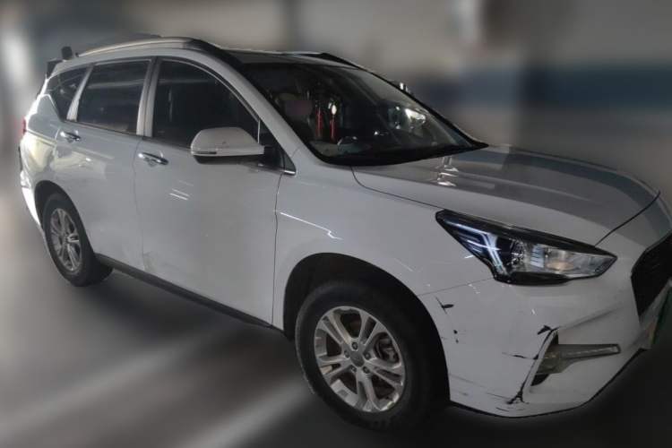 Used Haval M6 2017 1.5T Manual Two-Wheel Drive Elite Model Exterior 4