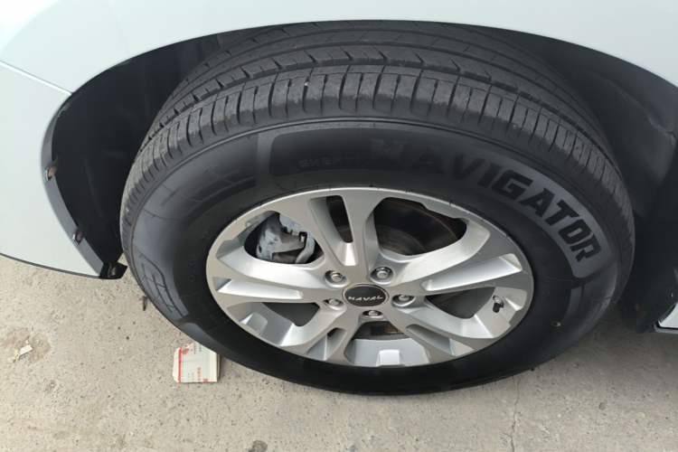 Used Haval M6 2017 1.5T Manual Two-Wheel Drive Elite Model Exterior 4