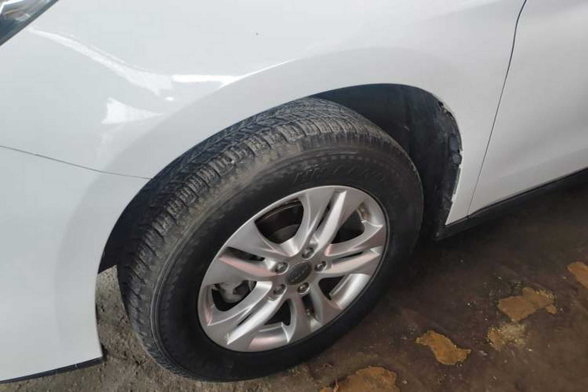 Used Haval M6 2017 1.5T Automatic Two-Wheel Drive Elite Model Exterior 4