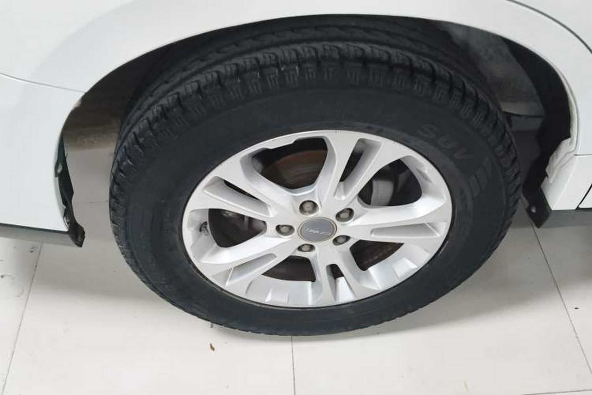 Used Haval M6 2017 1.5T Manual Two-Wheel Drive Elite Model Exterior 5