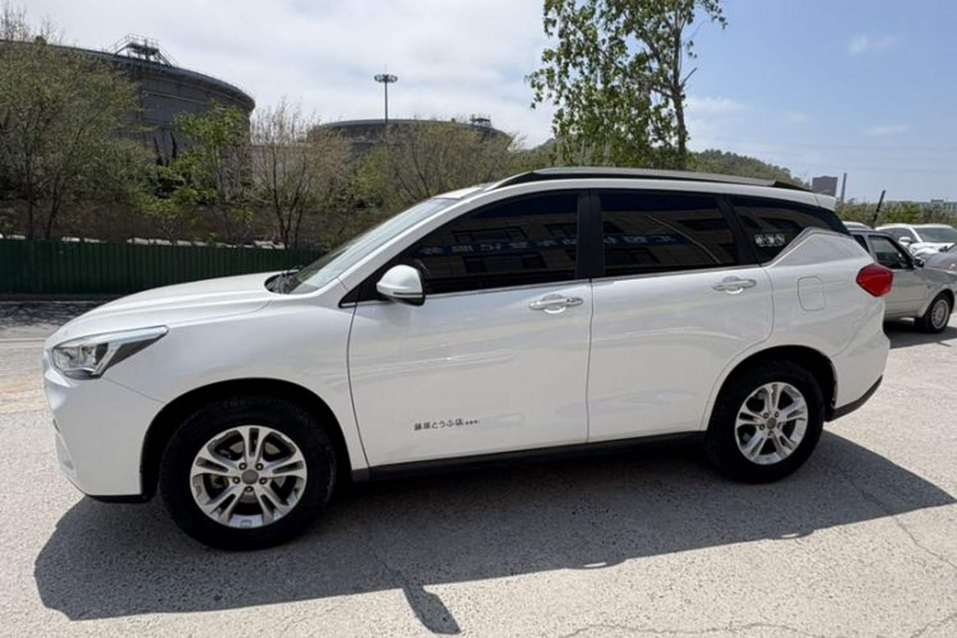Used Haval M6 2017 1.5T Automatic Two-Wheel Drive Elite Model Exterior 6