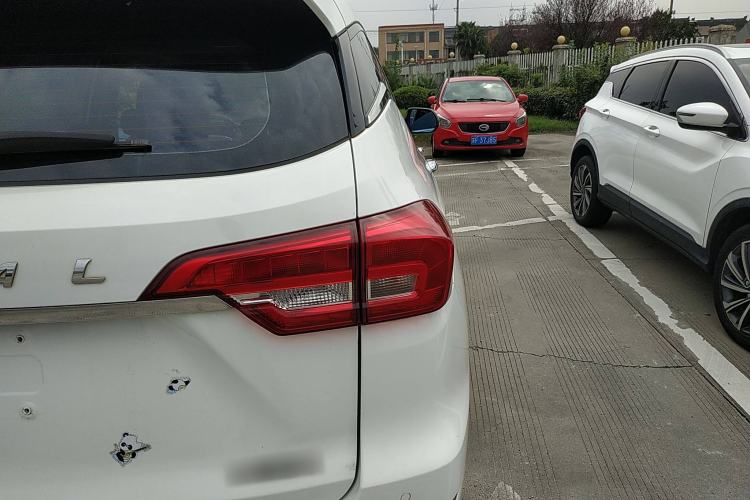 Used Haval M6 2017 1.5T Automatic Two-Wheel Drive Elite Model Exterior 6