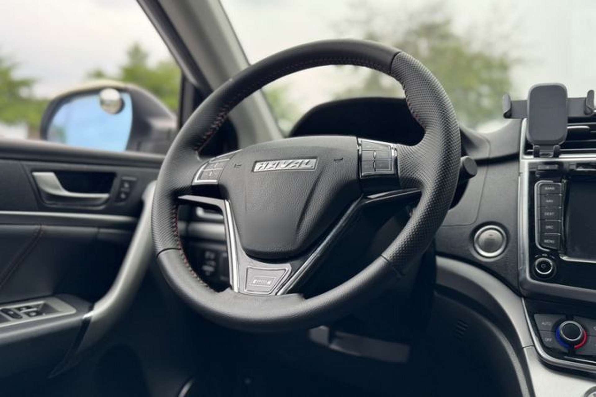 Used Haval M6 2017 1.5T Automatic Two-Wheel Drive Elite Model Exterior 7