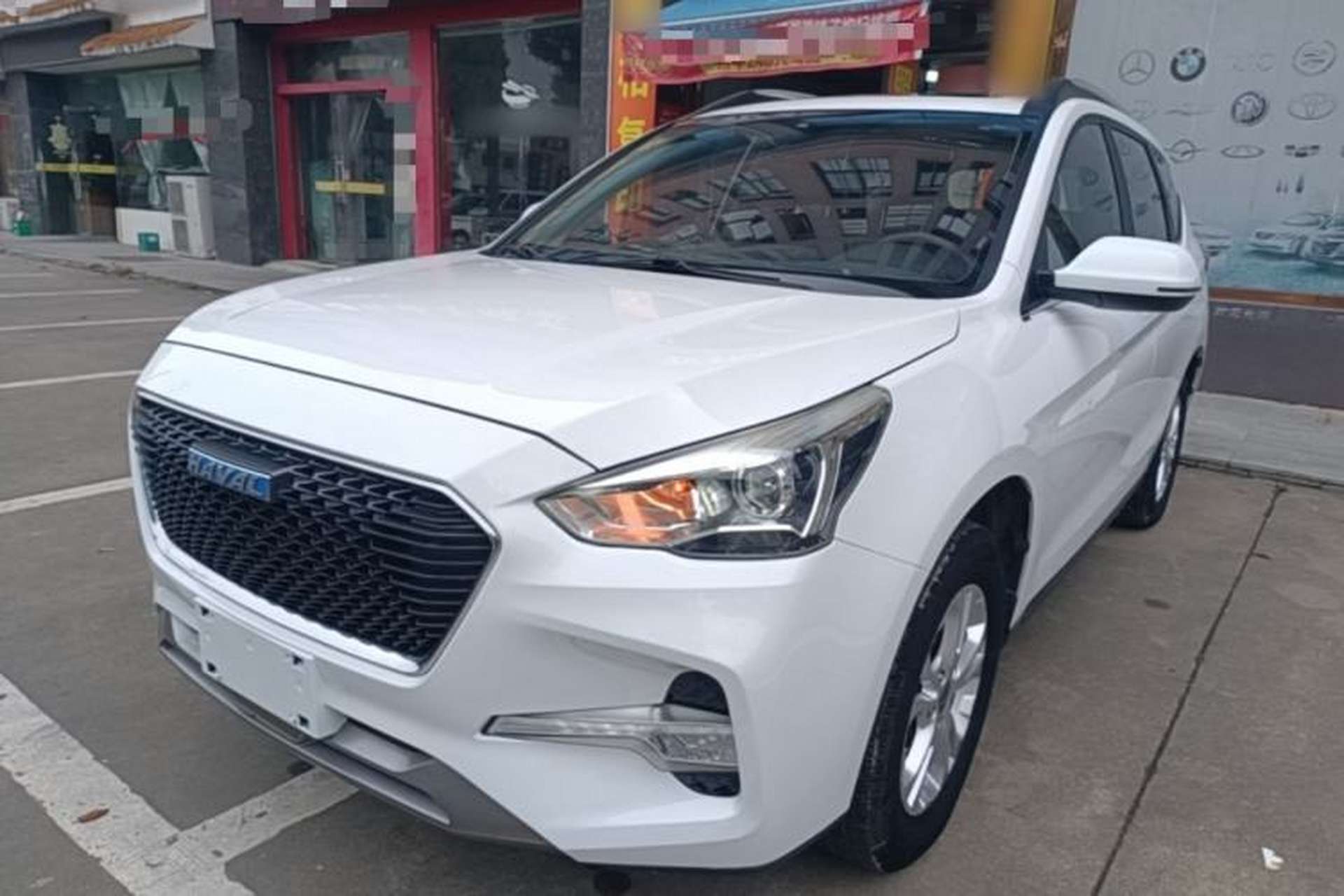 Used Haval M6 2017 1.5T Automatic Two-Wheel Drive Prestige Model Front Left 45 Deg