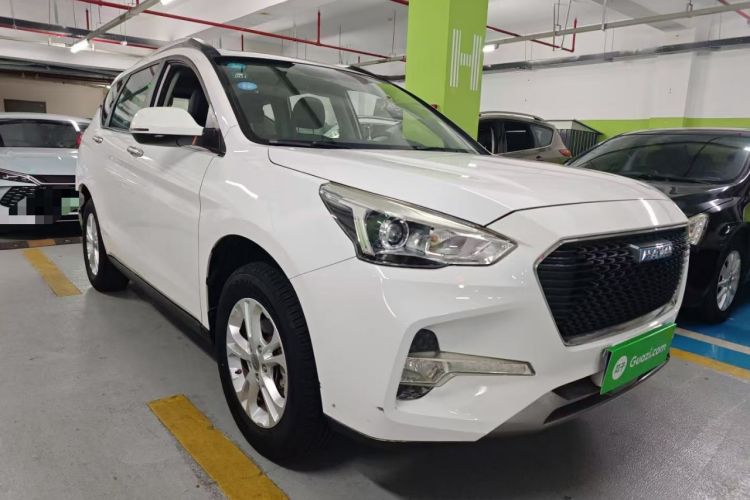 Used Haval M6 2017 1.5T Automatic Two-Wheel Drive Prestige Model Front Right 45 Deg