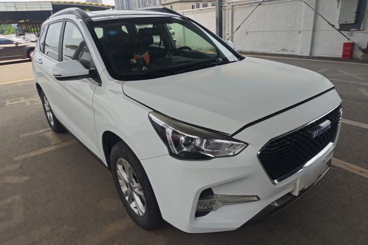 Used Haval M6 2017 1.5T Automatic Two-Wheel Drive Elite Model Front Right 45 Deg