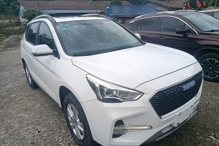 Used Haval M6 2017 1.5T Automatic Two-Wheel Drive Prestige Model Front Right 45 Deg