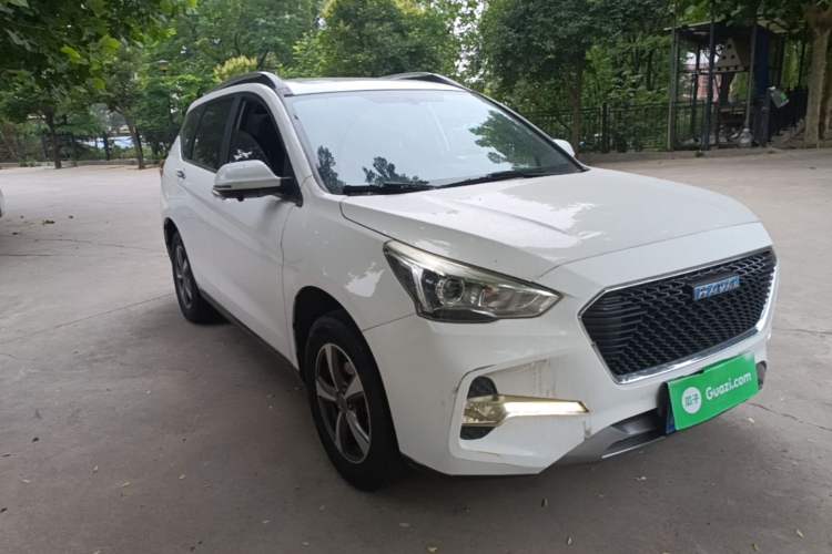 Used Haval M6 2017 1.5T Automatic Two-Wheel Drive Elite Model Front Right 45 Deg