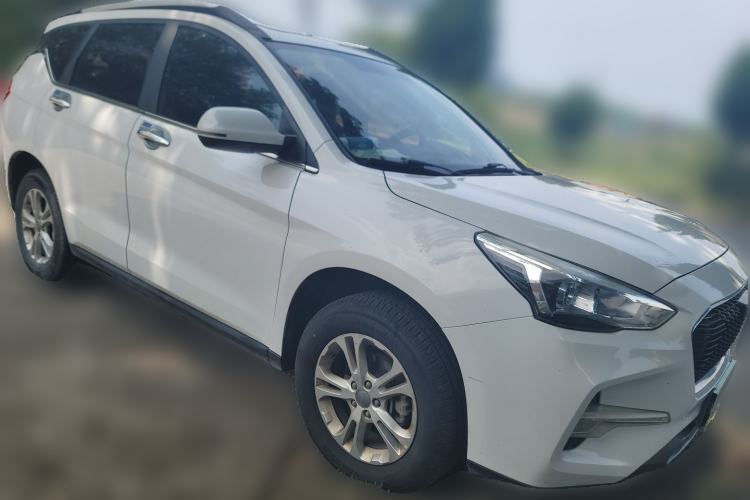 Used Haval M6 2017 1.5T Manual Two-Wheel Drive Elite Model Front Right 45 Deg