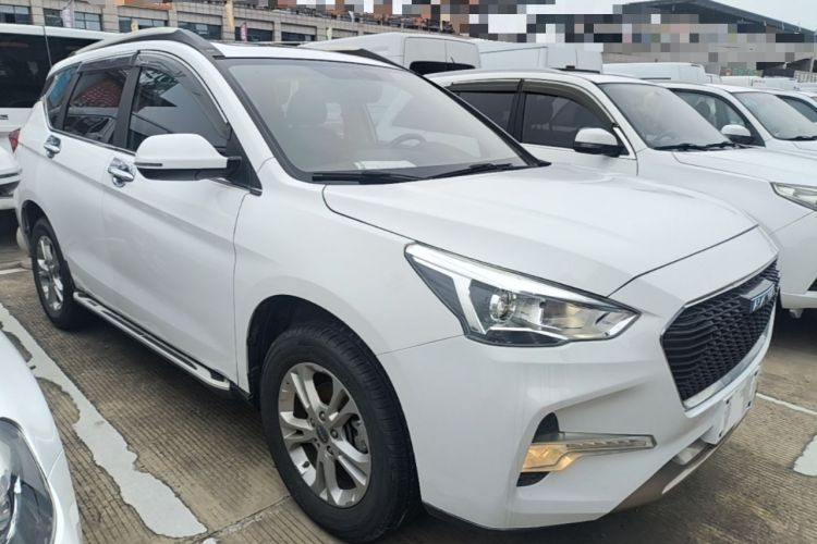 Used Haval M6 2017 1.5T Automatic Two-Wheel Drive Prestige Model Front Right 45 Deg