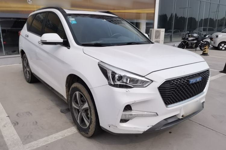 Used Haval M6 2017 1.5T Automatic Two-Wheel Drive Elite Model Front Right 45 Deg