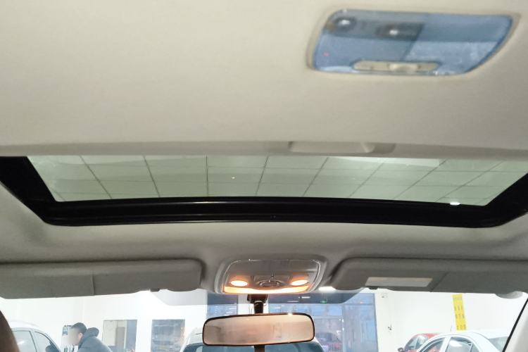 Used Haval M6 2017 1.5T Manual Two-Wheel Drive Elite Model Headliner