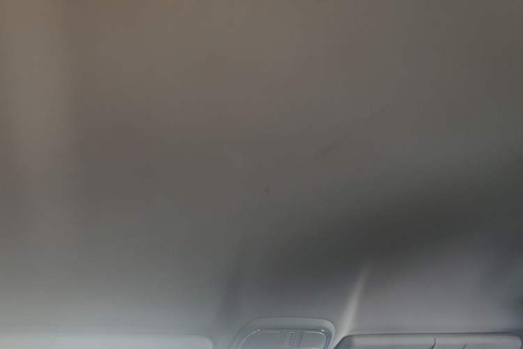 Used Haval M6 2017 1.5T Manual Two-Wheel Drive Urban Version Headliner