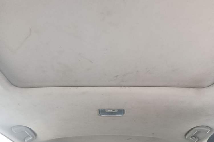 Used Haval M6 2017 1.5T Automatic Two-Wheel Drive Prestige Model Headliner