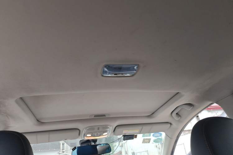 Used Haval M6 2017 1.5T Automatic Two-Wheel Drive Prestige Model Headliner