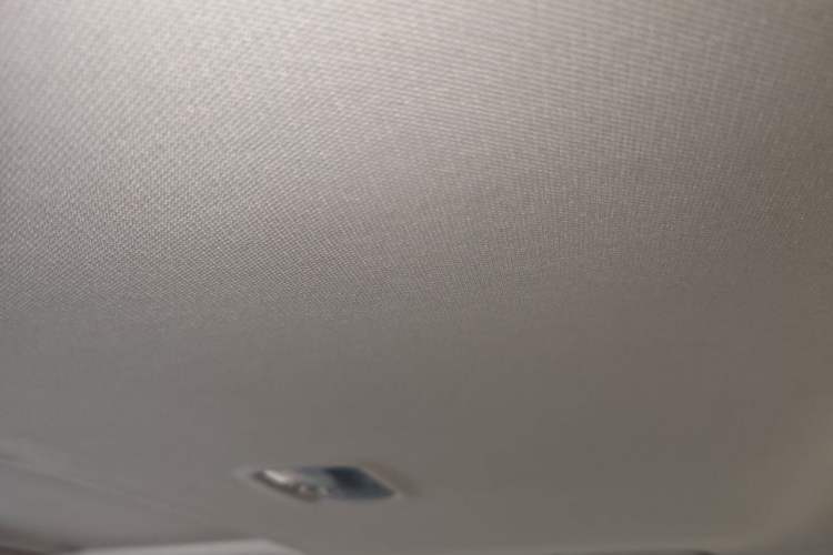 Used Haval M6 2017 1.5T Automatic Two-Wheel Drive Elite Model Headliner