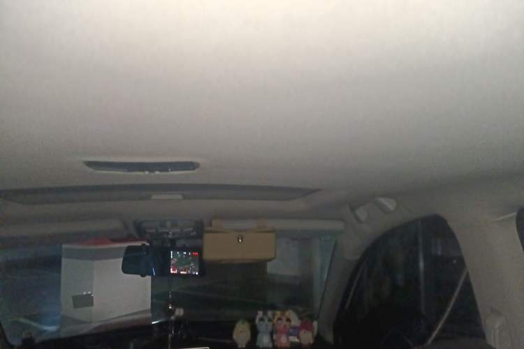 Used Haval M6 2017 1.5T Automatic Two-Wheel Drive Elite Model Headliner