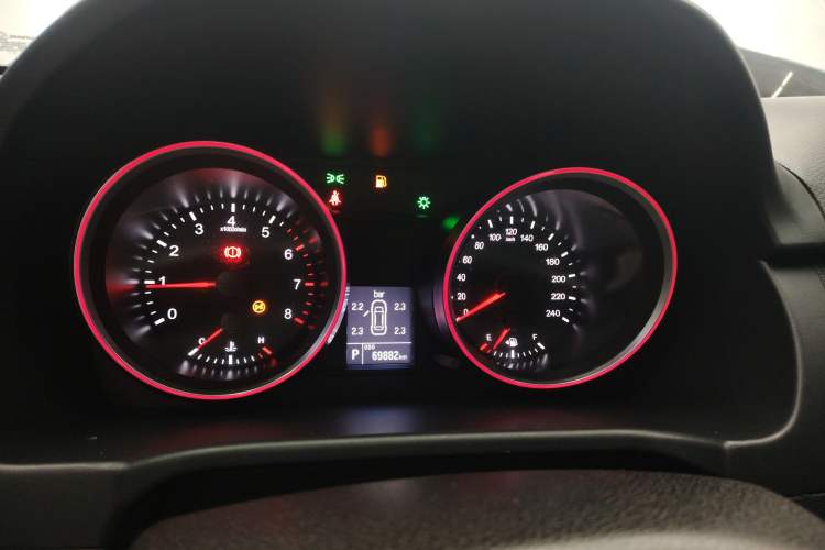 Used Haval M6 2017 1.5T Automatic Two-Wheel Drive Elite Model Instrument Cluster